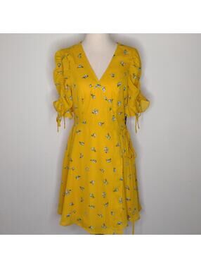 NWT Lulus Women's Yellow Floral Dress Size Small